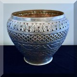 S19. Decorative pot. 